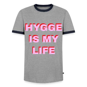 Hygge Is My Life - T-shirt contrasté Homme - gris/marine  - Devant - AI Model Female 172 light (172cm) & AI Model Male 178 light (178cm)