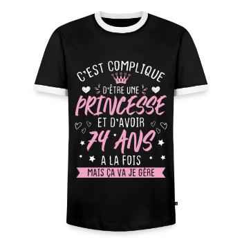 Une princesse et d'avoir 74 ans, Cadeau 74 ans - T-shirt contrasté Homme - noir/blanc - Devant - AI Model Female 172 light (172cm) & AI Model Male 178 light (178cm)