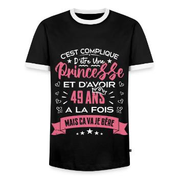 Une princesse a 49 ans, Cadeau d’anniversaire - T-shirt contrasté Homme - noir/blanc - Devant - AI Model Female 172 light (172cm) & AI Model Male 178 light (178cm)