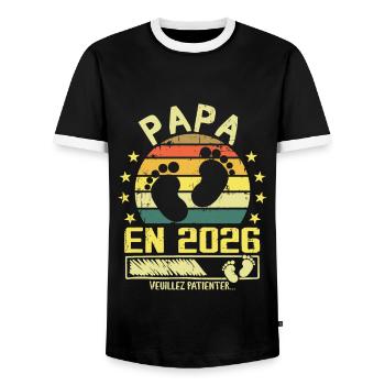 Papa en 2026 Veuillez Patienter Cadeau Futur Père - T-shirt contrasté Homme - noir/blanc - Devant - AI Model Female 172 light (172cm) & AI Model Male 178 light (178cm)