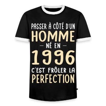 Né en 1996 – Frôler la perfection  - T-shirt contrasté Homme - noir/blanc - Devant - AI Model Female 172 light (172cm) & AI Model Male 178 light (178cm)