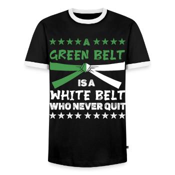 Ein grüner Gürtel ist ein weißer Gürtel, der niemals aufgibt - Männer Kontrast-T-Shirt - Schwarz/Weiß - Vorne - AI Model Female 172 light (172cm) & AI Model Male 178 light (178cm)