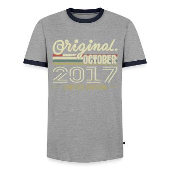 Né en Octobre 2017 Rétro Anniversaire Octobre 2017 - T-shirt contrasté Homme - gris/marine  - Devant - AI Model Female 172 light (172cm) & AI Model Male 178 light (178cm)