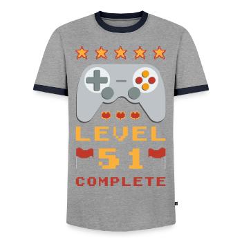 51e anniversaire Niveau 51 Terminé - T-shirt contrasté Homme - gris/marine  - Devant - AI Model Female 172 light (172cm) & AI Model Male 178 light (178cm)