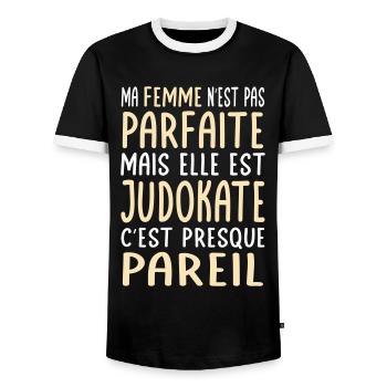 Meine Frau nicht perfekt, aber sie ist eine Judokate - Männer Kontrast-T-Shirt - Schwarz/Weiß - Vorne - AI Model Female 172 light (172cm) & AI Model Male 178 light (178cm)