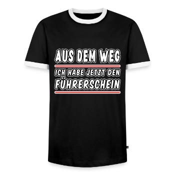 Aus dem Weg Ich habe jetzt den Führerschein Auto - Männer Kontrast-T-Shirt - Schwarz/Weiß - Vorne - AI Model Female 172 light (172cm) & AI Model Male 178 light (178cm)
