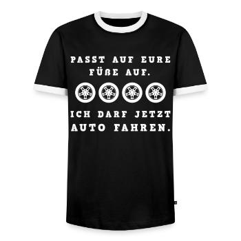 Freie Fahrt: Glückwunsch zum Führerschein - Männer Kontrast-T-Shirt - Schwarz/Weiß - Vorne - AI Model Female 172 light (172cm) & AI Model Male 178 light (178cm)