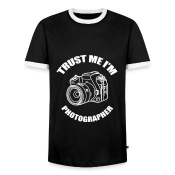 PHOTOGRAPHER TRUST ME I M PHOTOGRAPHER - Männer Kontrast-T-Shirt - Schwarz/Weiß - Vorne - AI Model Female 172 light (172cm) & AI Model Male 178 light (178cm)