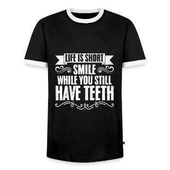 Life Is Short Smile While You Still Have Teeth - Männer Kontrast-T-Shirt - Schwarz/Weiß - Vorne - AI Model Female 172 light (172cm) & AI Model Male 178 light (178cm)