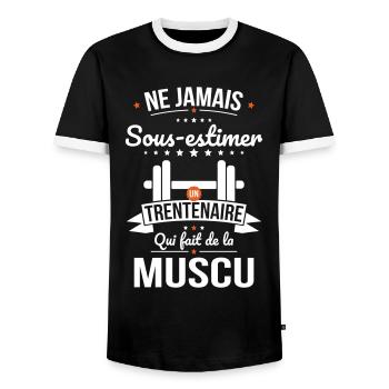 Sous-estimer un trentenaire qui fait de la muscu - T-shirt contrasté Homme - noir/blanc - Devant - AI Model Female 172 light (172cm) & AI Model Male 178 light (178cm)