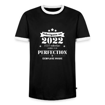 fabriquée en 2022 - T-shirt contrasté Homme - noir/blanc - Devant - AI Model Female 172 light (172cm) & AI Model Male 178 light (178cm)