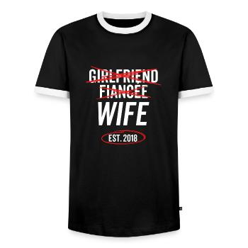 Freundin Verlobte Ehefrau Est 2018 - Männer Kontrast-T-Shirt - Schwarz/Weiß - Vorne - AI Model Female 172 light (172cm) & AI Model Male 178 light (178cm)
