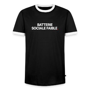 Batterie sociale faible. Humour introverti drôle - T-shirt contrasté Homme - noir/blanc - Devant - AI Model Female 172 light (172cm) & AI Model Male 178 light (178cm)