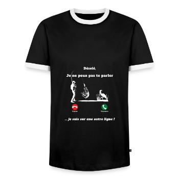 Désolé, je suis sur une autre ligne. Je pêche - T-shirt contrasté Homme - noir/blanc - Devant - AI Model Female 172 light (172cm) & AI Model Male 178 light (178cm)