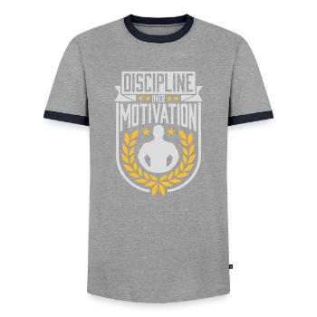 Citation de discipline sur la motivation - T-shirt contrasté Homme - gris/marine  - Devant - AI Model Female 172 light (172cm) & AI Model Male 178 light (178cm)
