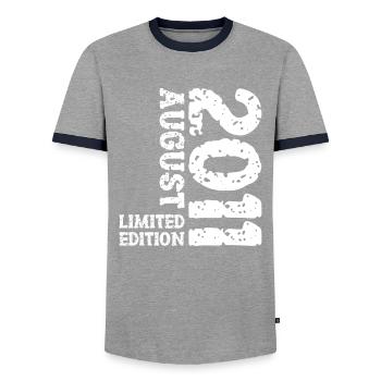 2011 August Limited Edition 12. Geburtstag Outfit - Männer Kontrast-T-Shirt - Grau/Navy  - Vorne - AI Model Female 172 light (172cm) & AI Model Male 178 light (178cm)