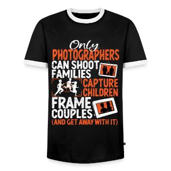 Photograph Photographie Fotograf Fotografie - Männer Kontrast-T-Shirt - Schwarz/Weiß - Vorne - AI Model Female 172 light (172cm) & AI Model Male 178 light (178cm)