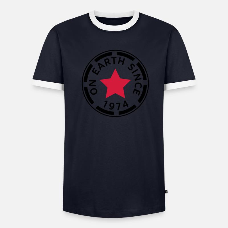 on earth since 1974 (de) - Männer Kontrast-T-Shirt - undefined