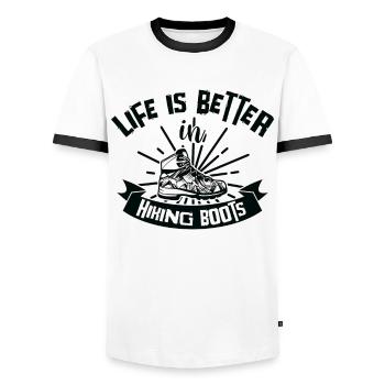 Life Is Better In Hiking Boots Berge Wandern - Männer Kontrast-T-Shirt - Weiß/Schwarz - Vorne - AI Model Female 172 light (172cm) & AI Model Male 178 dark (178cm)