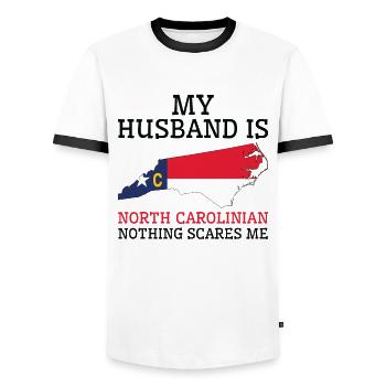 Nichts macht mir Angst North Carolinian Ehemann - Männer Kontrast-T-Shirt - Weiß/Schwarz - Vorne - AI Model Female 172 light (172cm) & AI Model Male 178 dark (178cm)
