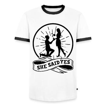 Proposition de fiançailles de couple de la Saint-Valentin Journée du cœur - T-shirt contrasté Homme - blanc/noir - Devant - AI Model Female 172 light (172cm) & AI Model Male 178 dark (178cm)