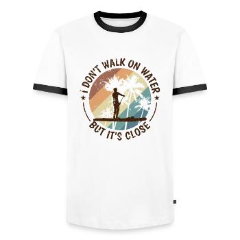 Je ne marche pas sur l’eau mais c’est proche SUP - T-shirt contrasté Homme - blanc/noir - Devant - AI Model Female 172 light (172cm) & AI Model Male 178 dark (178cm)