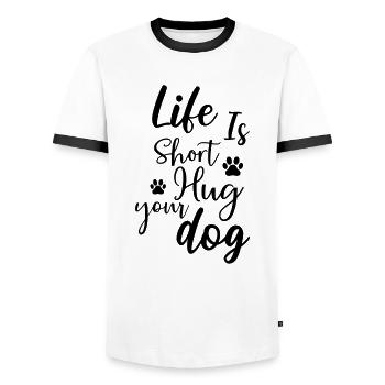La vie est courte embrassez votre chien - T-shirt contrasté Homme - blanc/noir - Devant - AI Model Female 172 light (172cm) & AI Model Male 178 dark (178cm)