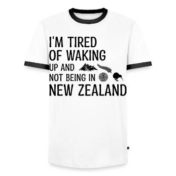 Fatigué de se réveiller et de ne pas être en Nouvelle-Zélande drôle - T-shirt contrasté Homme - blanc/noir - Devant - AI Model Female 172 light (172cm) & AI Model Male 178 dark (178cm)