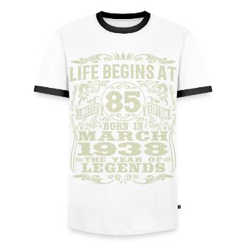 März 1938 - 85 Jahre alt - 85. Geburtstag - Männer Kontrast-T-Shirt - Weiß/Schwarz - Vorne - AI Model Female 172 light (172cm) & AI Model Male 178 dark (178cm)