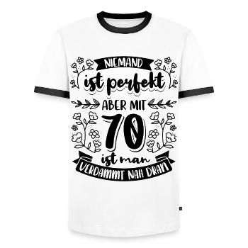 70 Geburtstag Frau Lustig - Männer Kontrast-T-Shirt - Weiß/Schwarz - Vorne - AI Model Female 172 light (172cm) & AI Model Male 178 dark (178cm)
