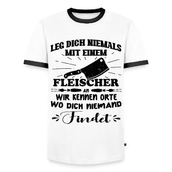 butcher 4 viktor-01 dunkel_Zeichenfläche 1 - Männer Kontrast-T-Shirt - Weiß/Schwarz - Vorne - AI Model Female 172 light (172cm) & AI Model Male 178 dark (178cm)