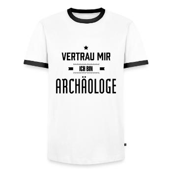 Vertrau mir ich bin Archäologe Graben Archäologie - Männer Kontrast-T-Shirt - Weiß/Schwarz - Vorne - AI Model Female 172 light (172cm) & AI Model Male 178 dark (178cm)