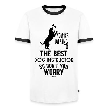 meilleur dresseur de chiens - T-shirt contrasté Homme - blanc/noir - Devant - AI Model Female 172 light (172cm) & AI Model Male 178 dark (178cm)
