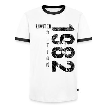 Édition Limitée 1982 Anniversaire Vintage 1982 - T-shirt contrasté Homme - blanc/noir - Devant - AI Model Female 172 light (172cm) & AI Model Male 178 dark (178cm)