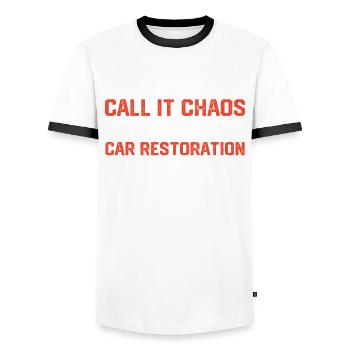 Appelez ça le chaos, je l’appelle la restauration de voiture - T-shirt contrasté Homme - blanc/noir - Devant - AI Model Female 172 light (172cm) & AI Model Male 178 dark (178cm)