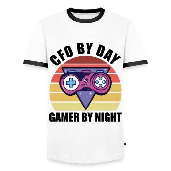 CFO By Day Gamer By Night Video Game Player Gaming - Männer Kontrast-T-Shirt - Weiß/Schwarz - Vorne - AI Model Female 172 light (172cm) & AI Model Male 178 dark (178cm)