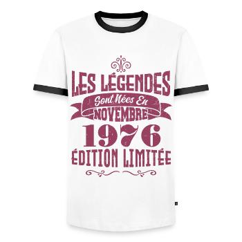 Les légendes sont nées en novembre 1976 - T-shirt contrasté Homme - blanc/noir - Devant - AI Model Female 172 light (172cm) & AI Model Male 178 dark (178cm)