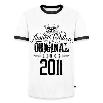 2011 limited edition - Männer Kontrast-T-Shirt - Weiß/Schwarz - Vorne - AI Model Female 172 light (172cm) & AI Model Male 178 dark (178cm)