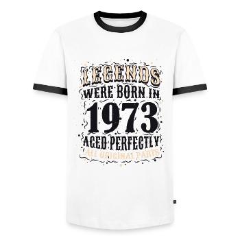 Les légendes sont nées en 1973 - cadeau d’anniversaire - T-shirt contrasté Homme - blanc/noir - Devant - AI Model Female 172 light (172cm) & AI Model Male 178 dark (178cm)