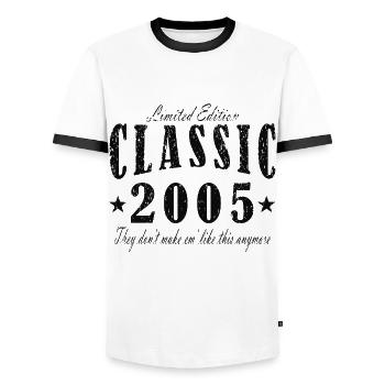 Classic 2005 limited edition 2005 retro 2005 - Männer Kontrast-T-Shirt - Weiß/Schwarz - Vorne - AI Model Female 172 light (172cm) & AI Model Male 178 dark (178cm)