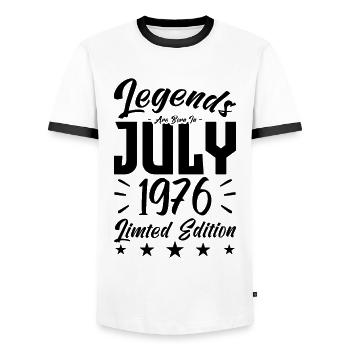 Naissance En Juillet 1976. Cadeau d'anniversaire. - T-shirt contrasté Homme - blanc/noir - Devant - AI Model Female 172 light (172cm) & AI Model Male 178 dark (178cm)