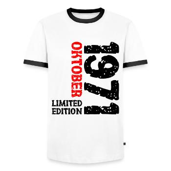 1971 Oktober Limited Edition 52. Geburtstag Deko - Männer Kontrast-T-Shirt - Weiß/Schwarz - Vorne - AI Model Female 172 light (172cm) & AI Model Male 178 dark (178cm)