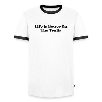 Randonnée - La vie est plus belle sur les sentiers - T-shirt contrasté Homme - blanc/noir - Devant - AI Model Female 172 light (172cm) & AI Model Male 178 dark (178cm)