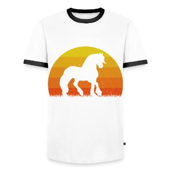 Clydesdale Kaltblutpferd Schottland Pferd - Männer Kontrast-T-Shirt - Weiß/Schwarz - Vorne - AI Model Female 172 light (172cm) & AI Model Male 178 dark (178cm)