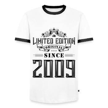 Édition limitée 2009 - T-shirt contrasté Homme - blanc/noir - Devant - AI Model Female 172 light (172cm) & AI Model Male 178 dark (178cm)