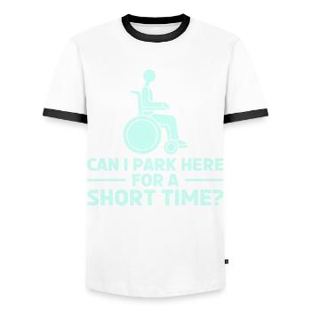 Déguisement de fauteuil roulant handicapé pour survivants d’amputation - T-shirt contrasté Homme - blanc/noir - Devant - AI Model Female 172 light (172cm) & AI Model Male 178 dark (178cm)