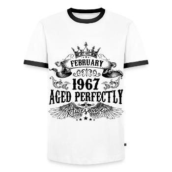 1967| Februar Aged Perfectly 1967 Geburtstagsgeschenk - Männer Kontrast-T-Shirt - Weiß/Schwarz - Vorne - AI Model Female 172 light (172cm) & AI Model Male 178 dark (178cm)