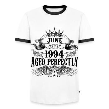 1994 | June Aged Perfectly 1994 Geburtstagsgeschenk - Männer Kontrast-T-Shirt - Weiß/Schwarz - Vorne - AI Model Female 172 light (172cm) & AI Model Male 178 dark (178cm)