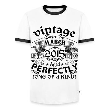 März 2015 | Jahrgang 2015 | geboren im März - Männer Kontrast-T-Shirt - Weiß/Schwarz - Vorne - AI Model Female 172 light (172cm) & AI Model Male 178 dark (178cm)