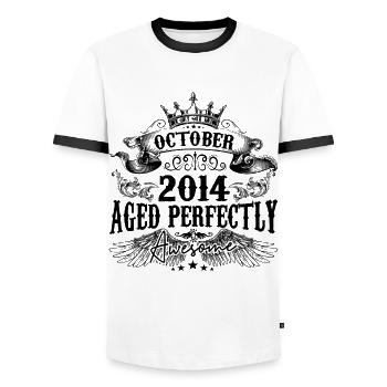 2014 | Oktober Perfekt gealtert 2014 Geburtstagsgeschenk - Männer Kontrast-T-Shirt - Weiß/Schwarz - Vorne - AI Model Female 172 light (172cm) & AI Model Male 178 dark (178cm)